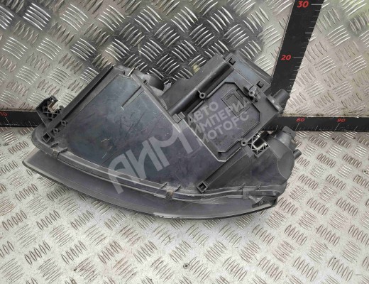 Фара правая Audi A3 II (8P) 2005-2008 рестайлинг  Audi A3 A3 II (8P) 2005-2008 рестайлинг