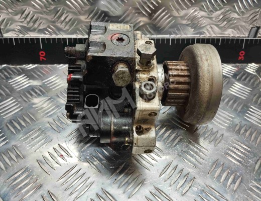 ТНВД Audi A6 C6 (4F) 2004-2008  Audi A6 A6 C6 (4F) 2004-2008