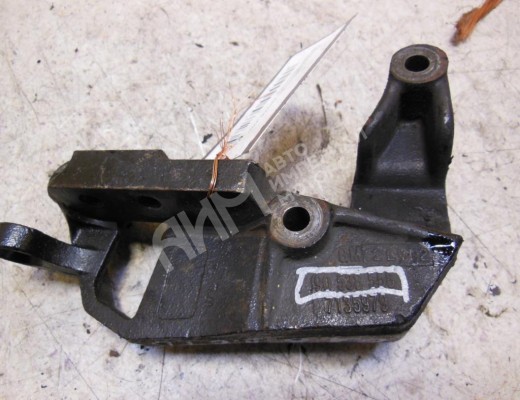 Кронштейн двигателя Opel Astra G 1998-2004  Opel Astra Astra G 1998-2004