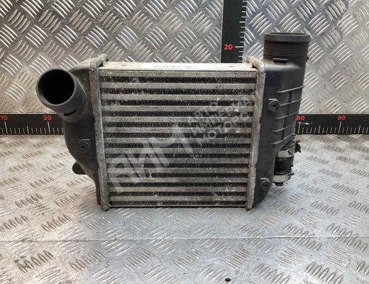 Интеркулер Audi A6 C6 (4F) 2004-2008  Audi A6 A6 C6 (4F) 2004-2008