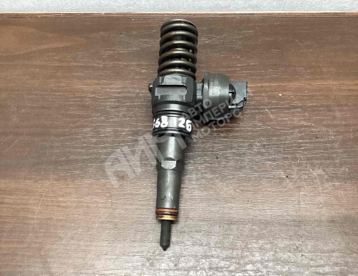 Форсунка Volkswagen Golf V (1K) 2004-2009  Volkswagen Golf Golf V (1K) 2004-2009