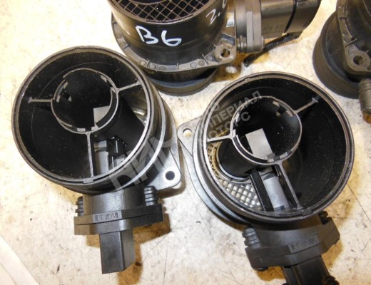 Расходомер воздуха Audi A4 B6 (8EC, 8E5) 2000-2004  Audi A4 A4 B6 (8EC, 8E5) 2000-2004