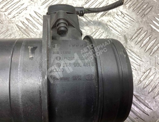 Расходомер воздуха Audi A4 B6 (8EC, 8E5) 2000-2004  Audi A4 A4 B6 (8EC, 8E5) 2000-2004