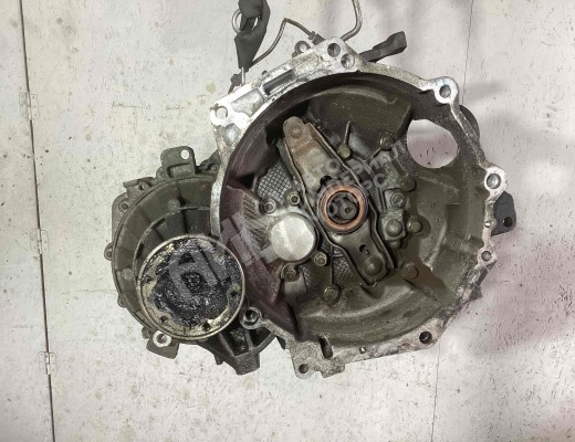 КПП механическая (МКПП) 5-ступенчатая Volkswagen Golf V (1K) 2004-2009  Volkswagen Golf Golf V (1K) 2004-2009