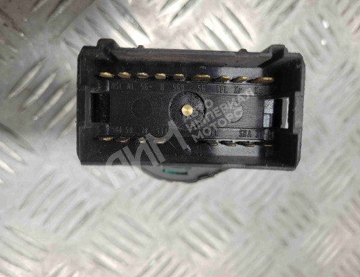 Переключатель света Volkswagen Golf IV (1J) 1997-2004  Volkswagen Golf Golf IV (1J) 1997-2004