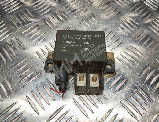 Блок управления аккумулятором (АКБ) Mercedes E (W211) 2002-2006  Mercedes E E (W211) 2002-2006