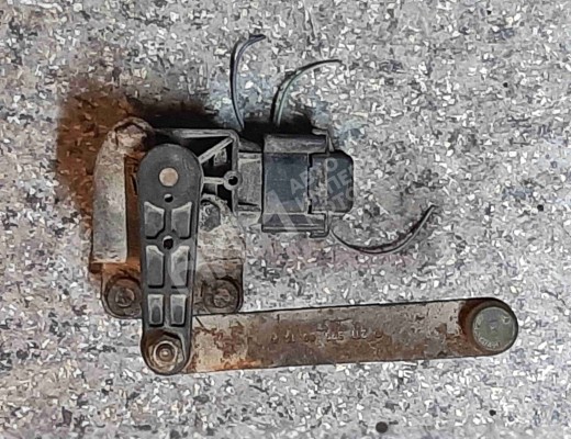 Датчик положения подвески Mercedes E (W211) 2002-2006  Mercedes E E (W211) 2002-2006