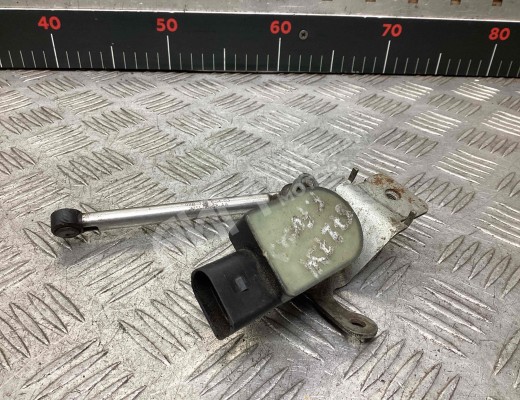 Датчик положения кузова Ford Focus I 2001-2005 рестайлинг  Ford Focus Focus I 2001-2005 рестайлинг