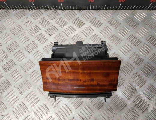 Пепельница Mercedes C (W203) 2000-2004  Mercedes C C (W203) 2000-2004