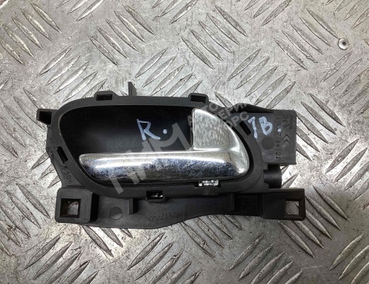 Ручка внутренняя передняя правая Peugeot 407 2004-2010  Peugeot 407 407 2004-2010