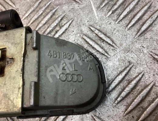 Ручка наружная передняя левая Audi A6 C5 (4B) 2001-2004 рестайлинг  Audi A6 A6 C5 (4B) 2001-2004 рестайлинг