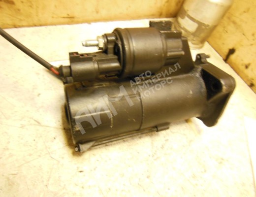 Стартер Volkswagen Passat B5+ (3B) 2000-2005 рестайлинг  Volkswagen Passat Passat B5+ (3B) 2000-2005 рестайлинг
