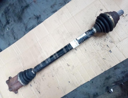Полуось передняя правая (приводной вал, ШРУС) Volkswagen Golf+ V (5M) 2005-2014  Volkswagen Golf Plus Golf+ V (5M) 2005-2014