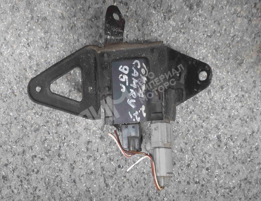 Катушка зажигания Toyota Camry IV (XV10) 1991-1996  Toyota Camry Camry IV (XV10) 1991-1996
