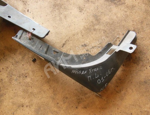 Брызговик Nissan X-trail (T30) 2004-2007 рестайлинг  Nissan X-Trail X-trail (T30) 2004-2007 рестайлинг