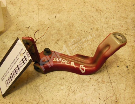 Кронштейн крепления крыла переднего левого Skoda Superb I (3U) 2001-2008  Skoda Superb Superb I (3U) 2001-2008