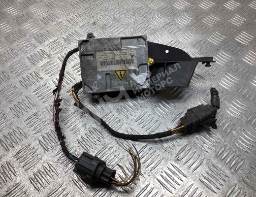Блок розжига ксенона Volvo V50 (MW) 2003-2007  Volvo V50 V50 (MW) 2003-2007
