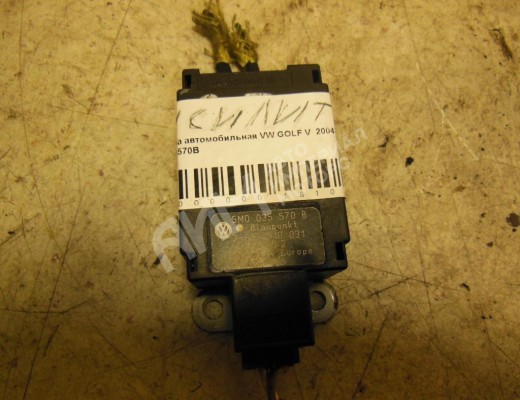 Усилитель антенны Volkswagen Golf V (1K) 2004-2009  Volkswagen Golf Golf V (1K) 2004-2009