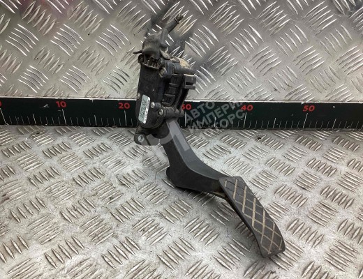 Педаль газа Volkswagen Transporter T5 (7H) 2003-2015  Volkswagen Transporter Transporter T5 (7H) 2003-2015