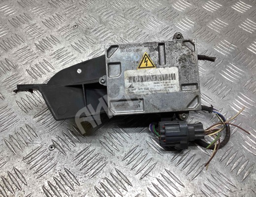 Блок розжига ксенона Volvo V50 (MW) 2003-2007  Volvo V50 V50 (MW) 2003-2007