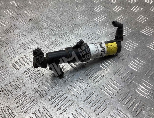 Форсунка омывателя фар Mercedes C (W203) 2000-2004  Mercedes C C (W203) 2000-2004