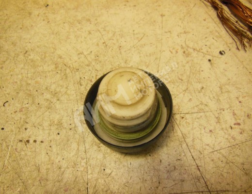 Пробка топливного бака Volkswagen Passat B3 1988-1993  Volkswagen Passat Passat B3 1988-1993