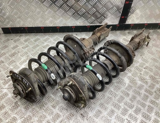 Стойка передняя правая Volvo XC 90 I (C) 2002-2014  Volvo XC90 XC 90 I (C) 2002-2014