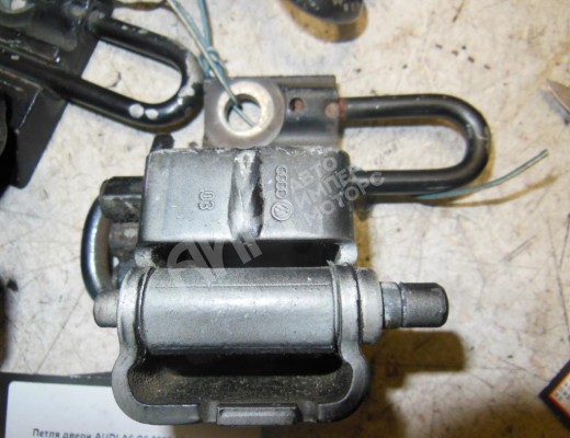 Петля двери передней левой Audi A6 C6 (4F) 2004-2008  Audi A6 A6 C6 (4F) 2004-2008