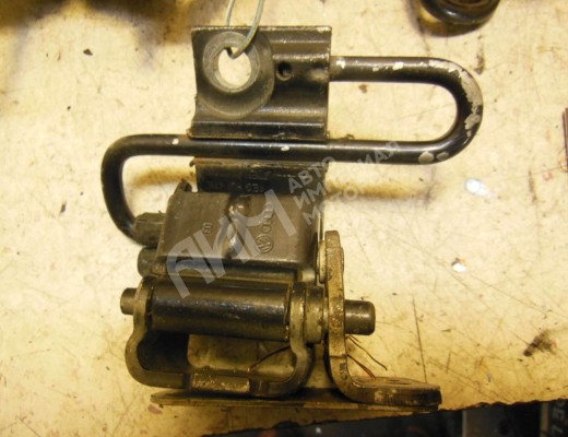 Петля двери передней левой Audi A6 C6 (4F) 2004-2008  Audi A6 A6 C6 (4F) 2004-2008