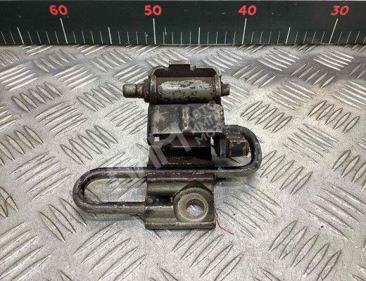 Петля двери передней левой Audi A6 C5 (4B) 2001-2004 рестайлинг  Audi A6 A6 C5 (4B) 2001-2004 рестайлинг