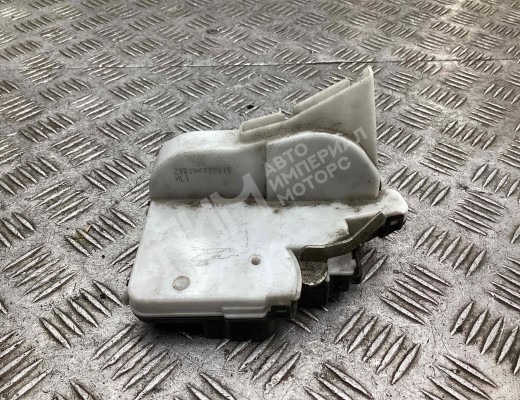 Замок двери задней левой Volkswagen Golf III (1H) 1991-1997  Volkswagen Golf Golf III (1H) 1991-1997