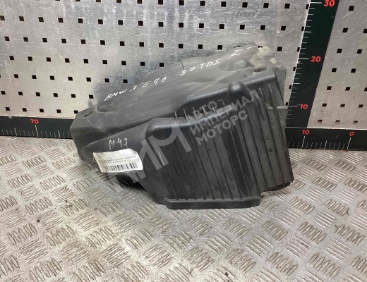 Декоративная крышка двигателя BMW 3-Series (E46) 2001-2005 рестайлинг  BMW 3-Series 3-Series (E46) 2001-2005 рестайлинг