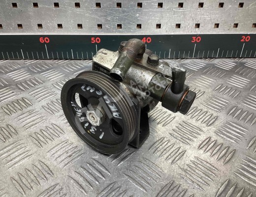 Насос гидроусилителя руля Hyundai Accent I (X3) 1994-1999  Hyundai Accent Accent I (X3) 1994-1999