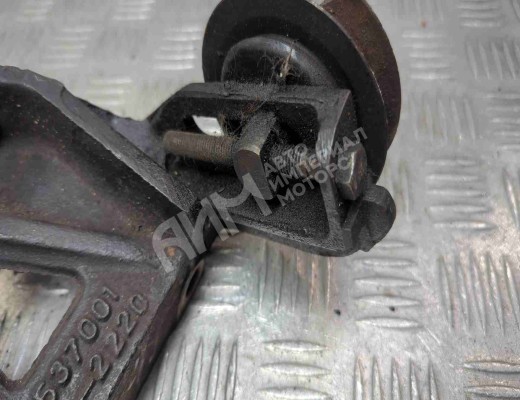 Кронштейн генератора Nissan Sunny (Y10) 1990-2000  Nissan Sunny Sunny (Y10) 1990-2000