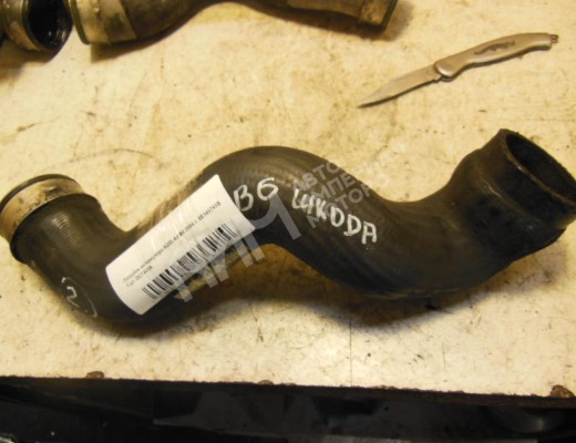 Патрубок интеркулера Audi A4 B6 (8EC, 8E5) 2000-2004  Audi A4 A4 B6 (8EC, 8E5) 2000-2004