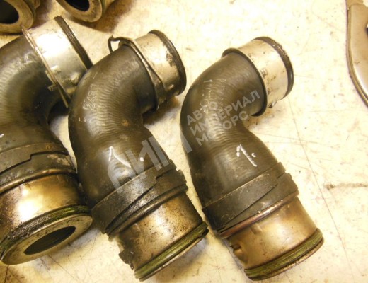 Патрубок интеркулера Volkswagen Passat B6 (3C) 2005-2010  Volkswagen Passat Passat B6 (3C) 2005-2010