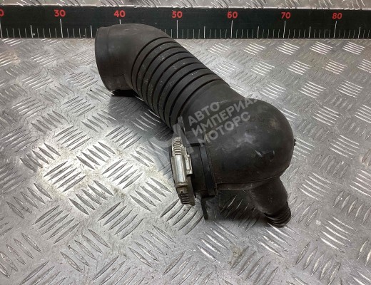 Патрубок впускного коллектора Audi A4 B6 (8EC, 8E5) 2000-2004  Audi A4 A4 B6 (8EC, 8E5) 2000-2004