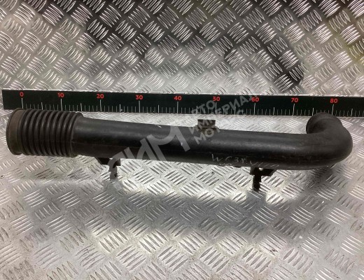 Патрубок впускного коллектора Mercedes Vito I (W638) 1996-2003  Mercedes Vito Vito I (W638) 1996-2003