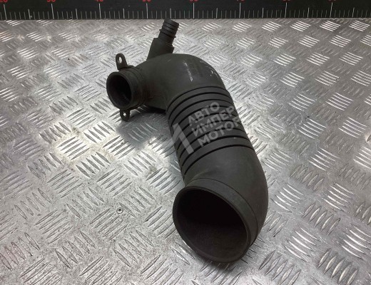 Патрубок впускного коллектора Audi A4 B6 (8EC, 8E5) 2000-2004  Audi A4 A4 B6 (8EC, 8E5) 2000-2004