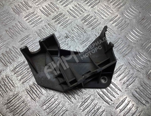 Кронштейн крепления троса КПП Volvo V50 (MW) 2003-2007  Volvo V50 V50 (MW) 2003-2007
