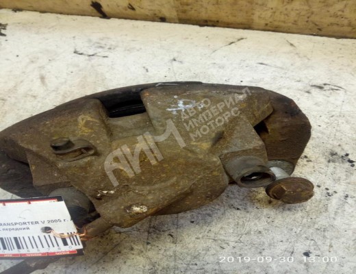 Суппорт передний левый Volkswagen Transporter T5 (7H) 2003-2015  Volkswagen Transporter Transporter T5 (7H) 2003-2015