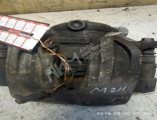 Суппорт передний правый Mercedes E (W211) 2002-2006  Mercedes E E (W211) 2002-2006