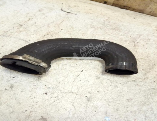 Патрубок интеркулера Opel Vectra C 2005-2009 рестайлинг  Opel Vectra Vectra C 2005-2009 рестайлинг