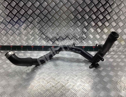 Патрубок интеркулера Volkswagen Polo IV (9N) 2005-2009 рестайлинг  Volkswagen Polo Polo IV (9N) 2005-2009 рестайлинг