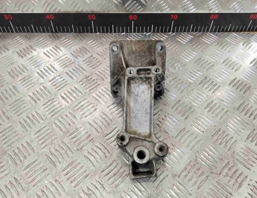 Кронштейн двигателя Mercedes Sprinter I (W901-905) 1995-2006  Mercedes Sprinter Sprinter I (W901-905) 1995-2006