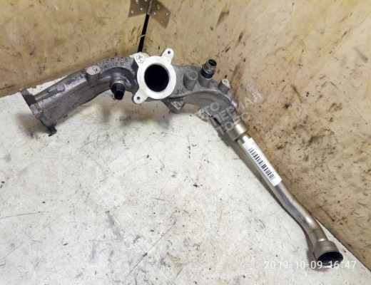 Фланец (тройник) системы охлаждения Mercedes C (W203) 2000-2004  Mercedes C C (W203) 2000-2004