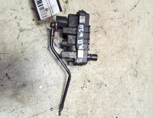 Клапан управления турбиной (актуатор) Mercedes C (W203) 2000-2004  Mercedes C C (W203) 2000-2004