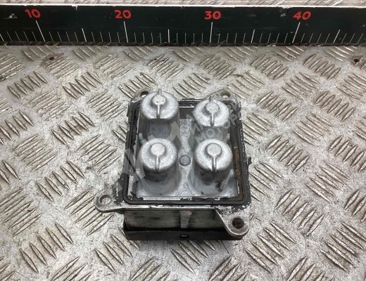 Подогреватель охлаждающей жидкости (антифриза) Mercedes C (W203) 2000-2004  Mercedes C C (W203) 2000-2004
