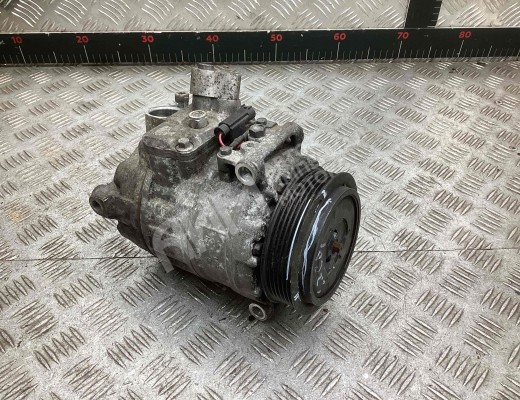 Компрессор кондиционера Mercedes C (W203) 2000-2004  Mercedes C C (W203) 2000-2004