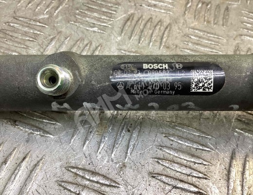 Топливная рампа Mercedes C (W203) 2000-2004  Mercedes C C (W203) 2000-2004